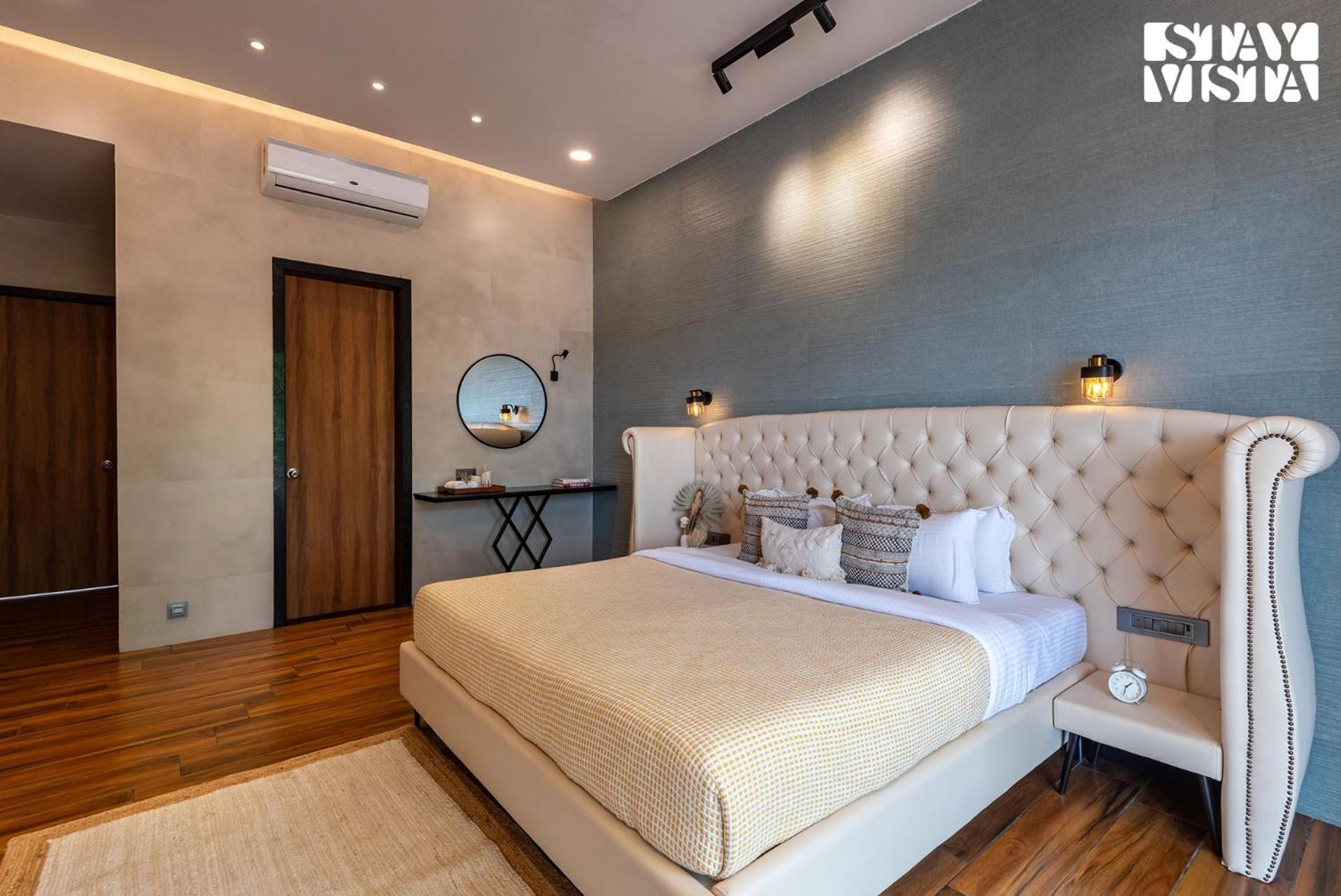 לונבלה Stayvista At La Nirvana With Pool, Music Speaker & Indoor-Outdoor Game מראה חיצוני תמונה